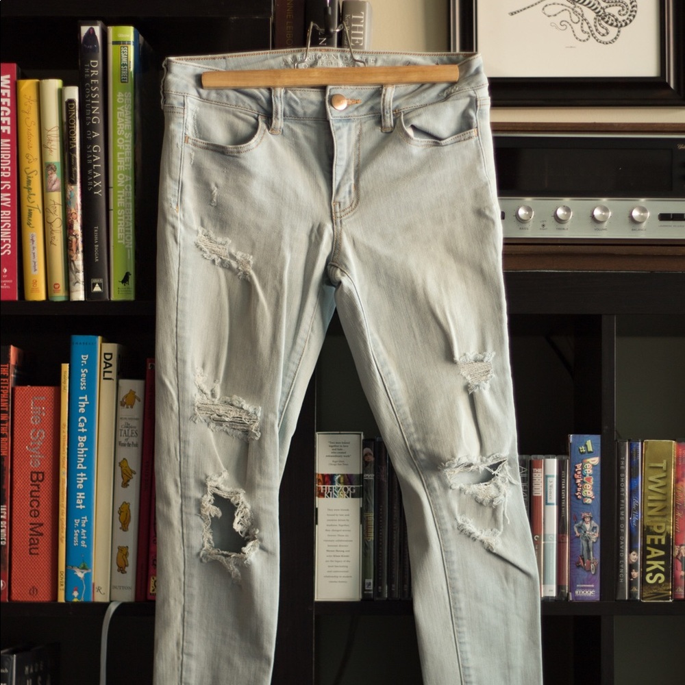 American Eagle Distressed Stretch Jegging